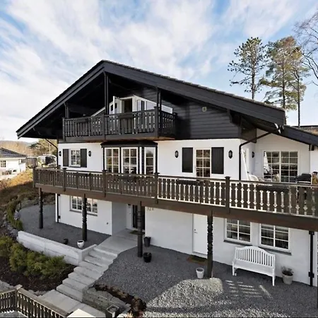 아파트 Villa Hjellestad